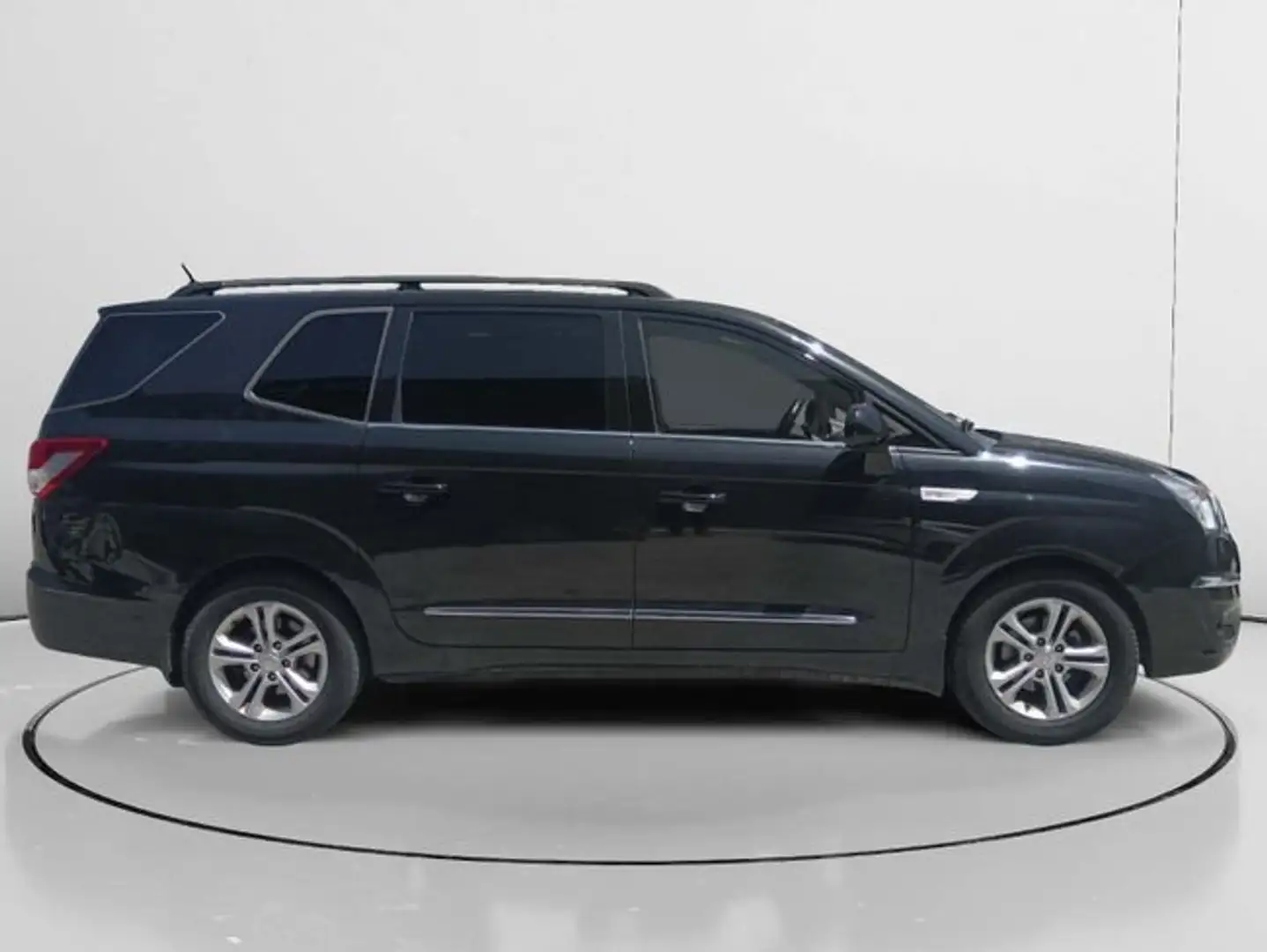 SsangYong Rodius D22T Line Weiß - 2