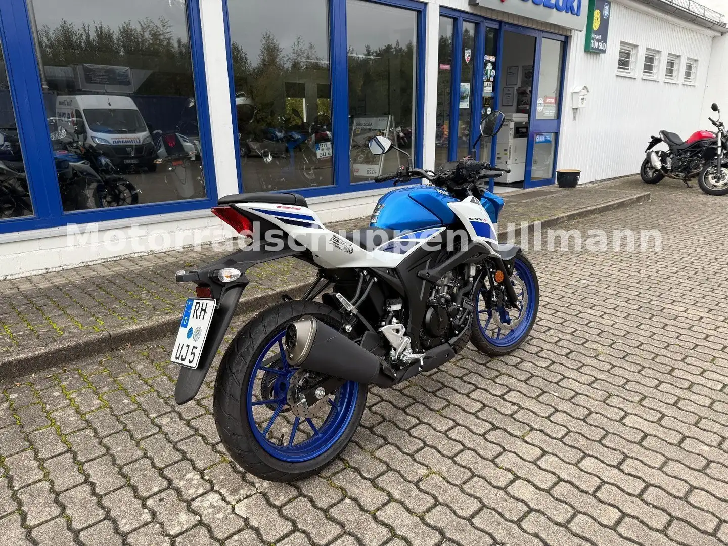 Suzuki GSX-S 125 GSXS Blau - 2