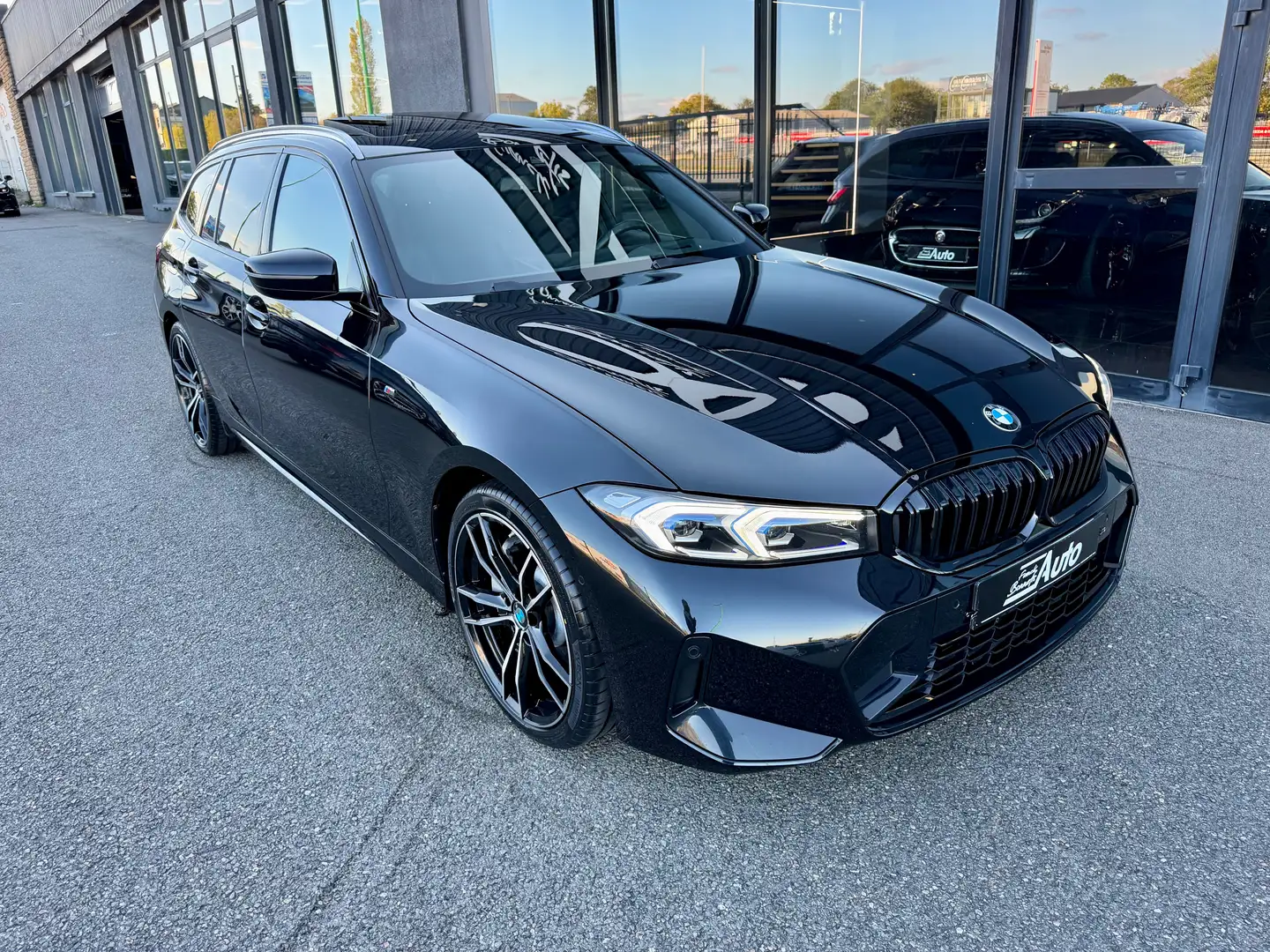 BMW 330 Touring G21 330D xDrive 3.0 286 Ch M-Sport Noir - 2