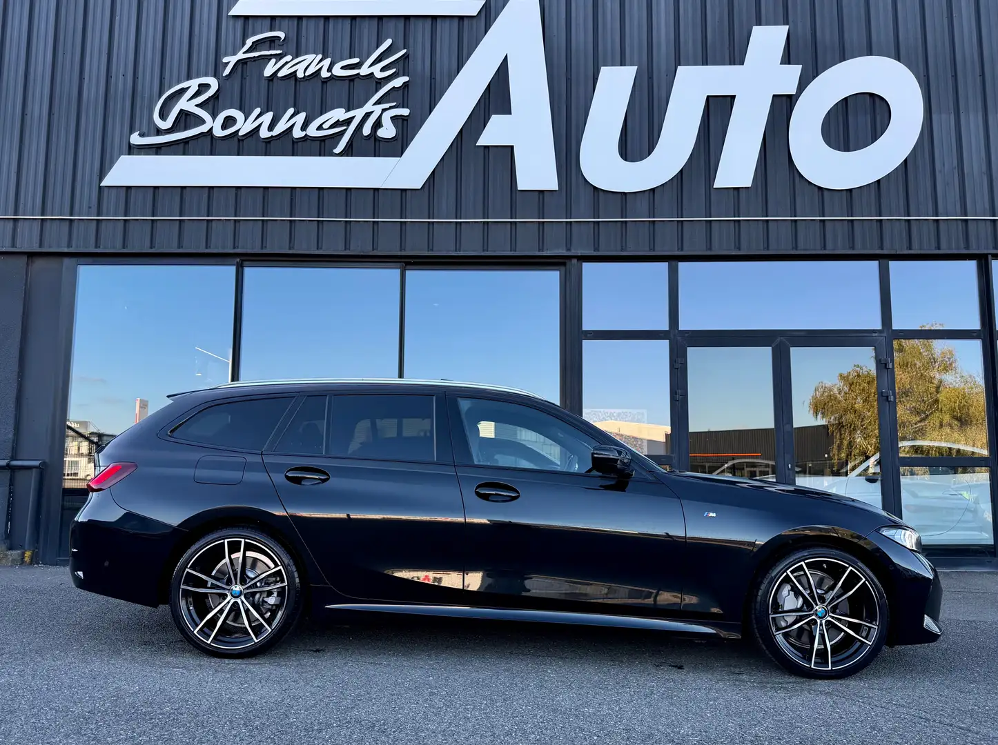 BMW 330 Touring G21 330D xDrive 3.0 286 Ch M-Sport Noir - 1