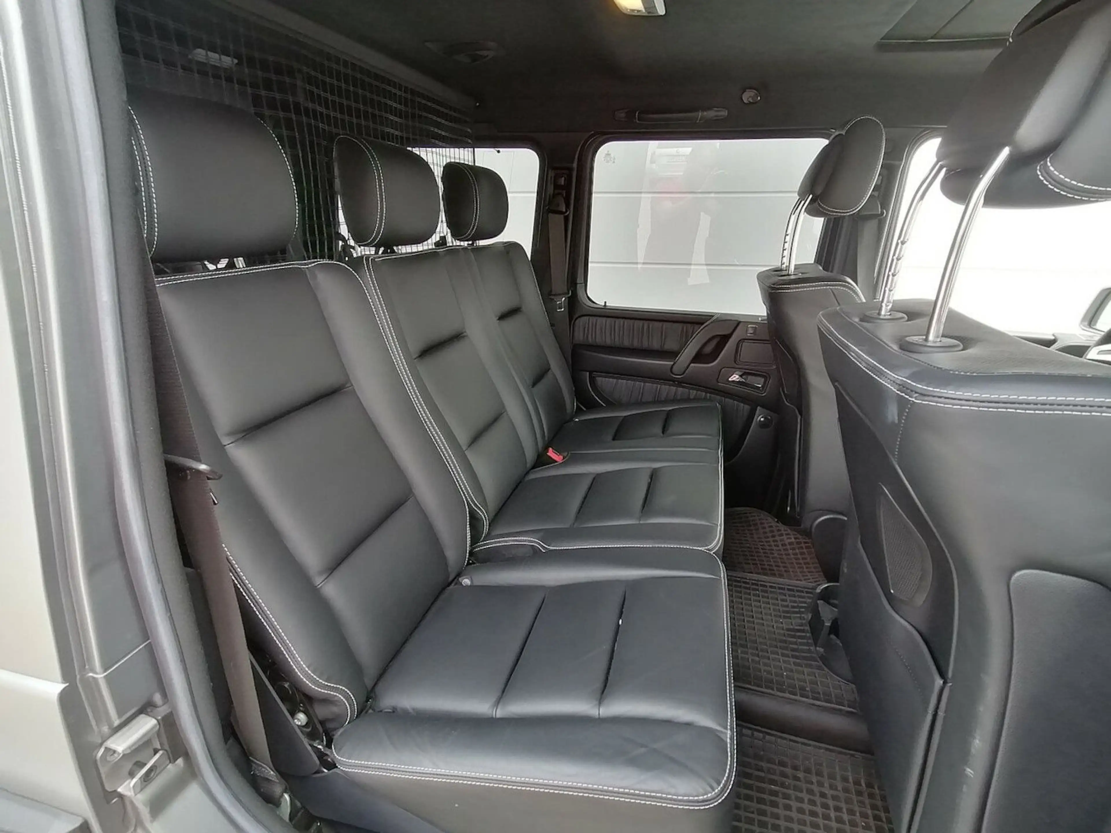 Mercedes-Benz G 500 Limited Edition AHK — photo 15
