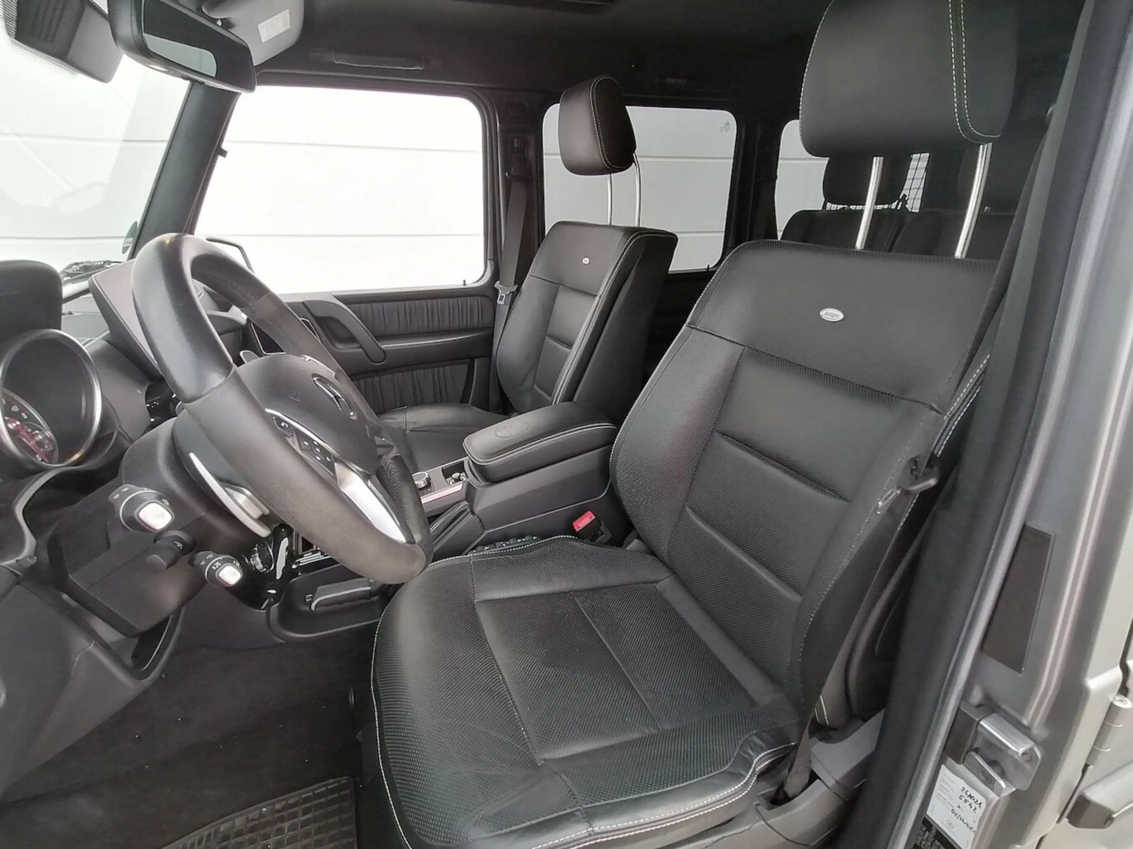 Mercedes-Benz G 500 Limited Edition AHK — photo 13