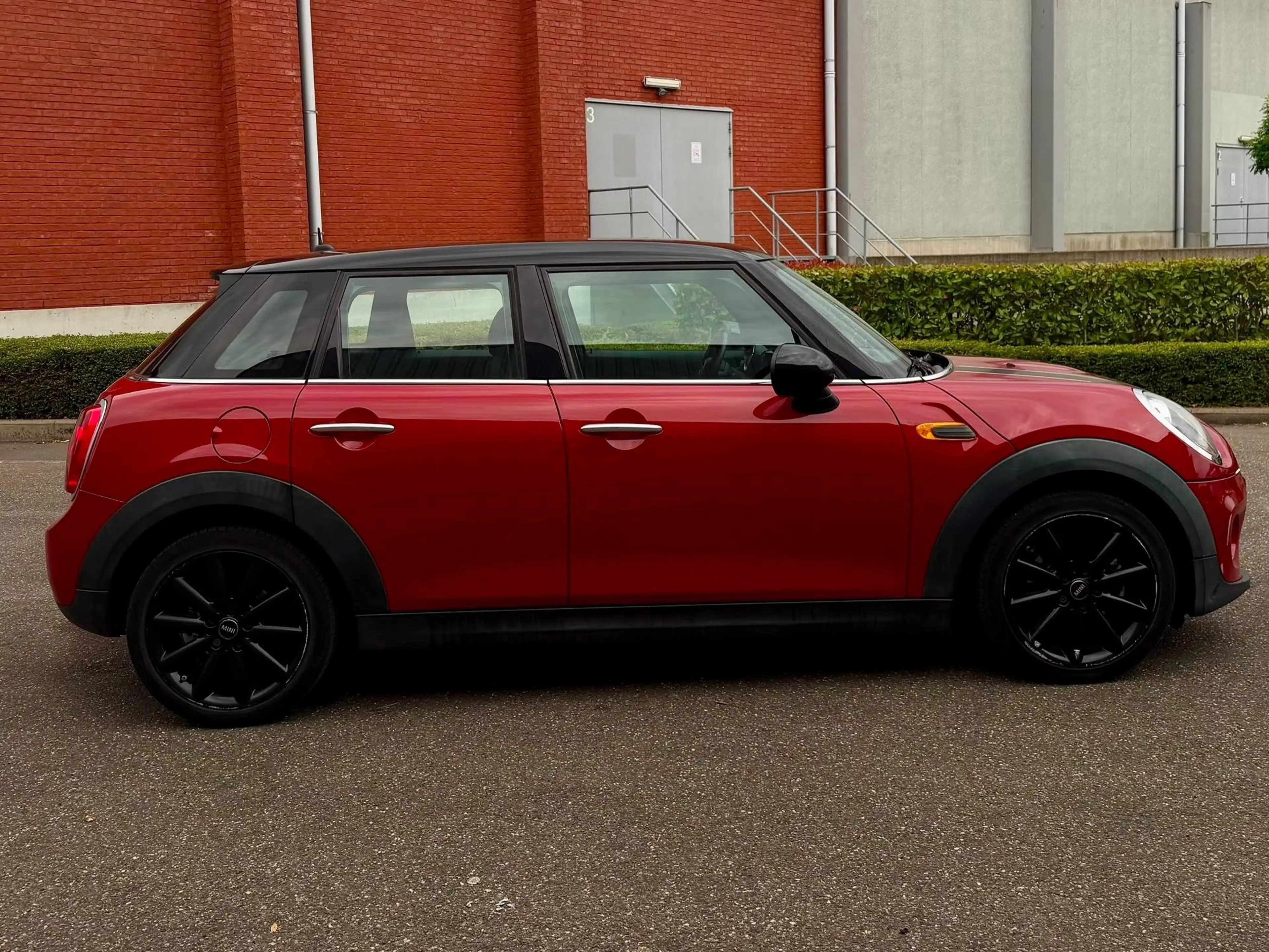 MINI Cooper D Mini 1.5 D Cooper — photo 5
