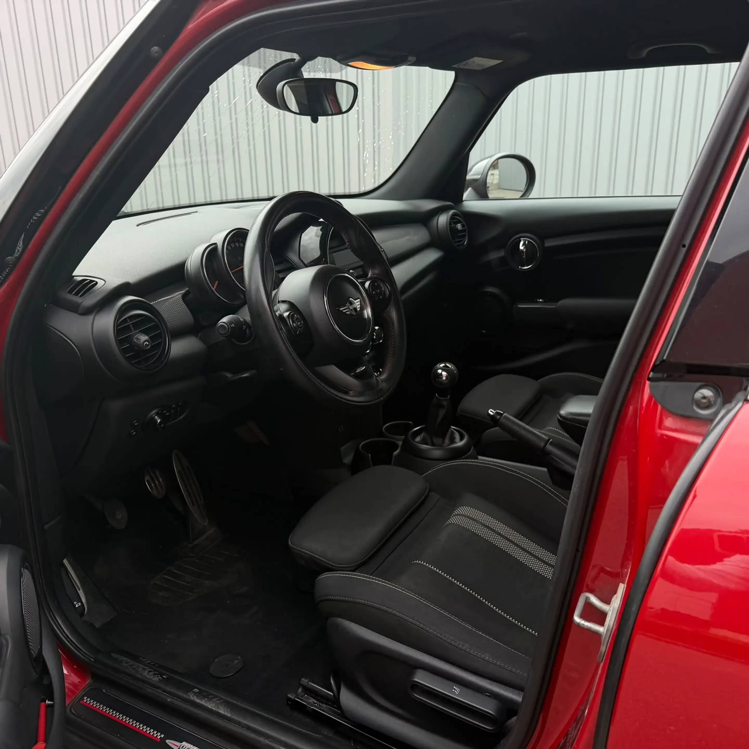 MINI Cooper D Mini 1.5 D Cooper — photo 13