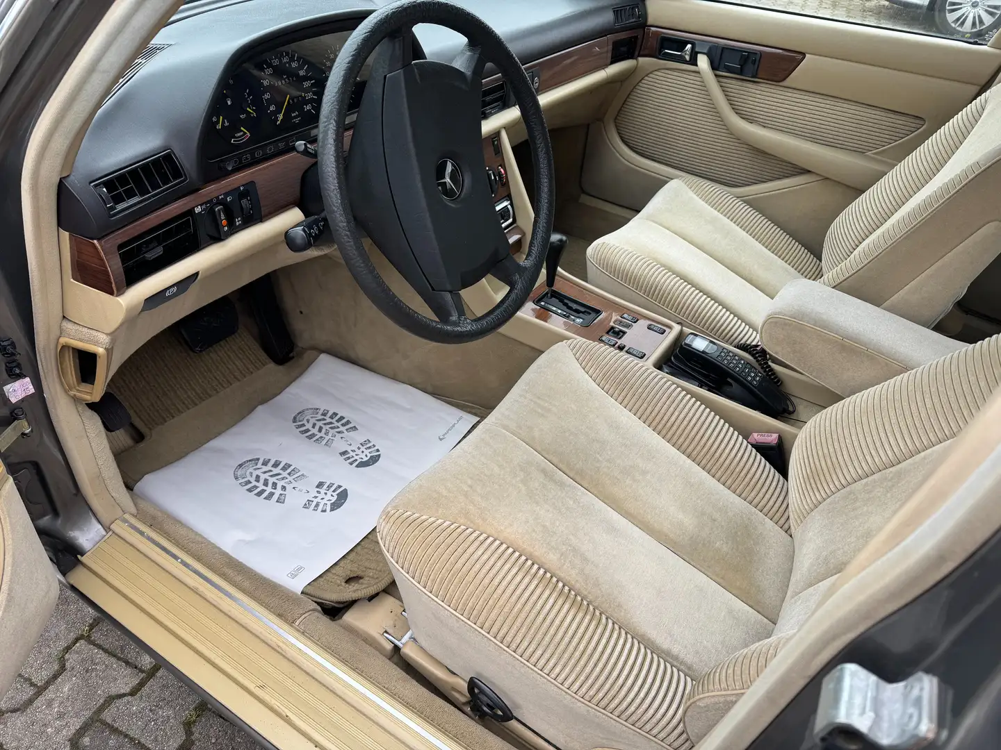 Mercedes-Benz 500 SE- Oldtimer"Aus 1.Hand"Gute Zustand"Klima Gold - 2