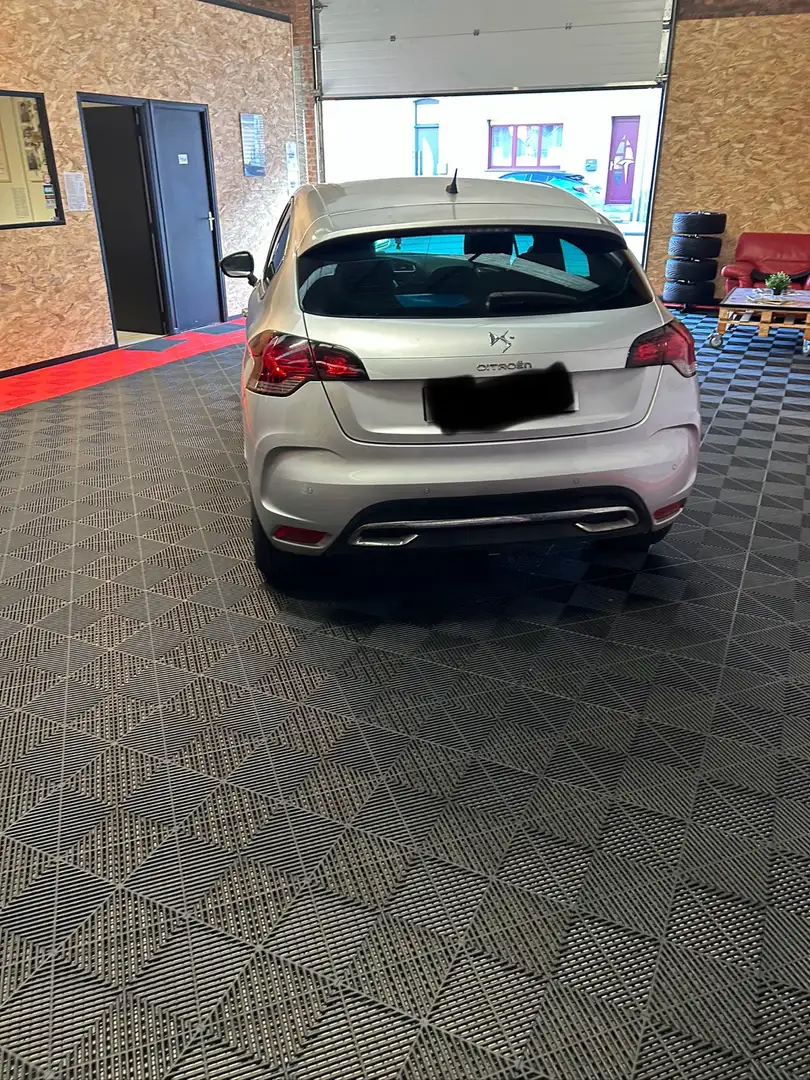 DS Automobiles DS 4 Argintiu - 1