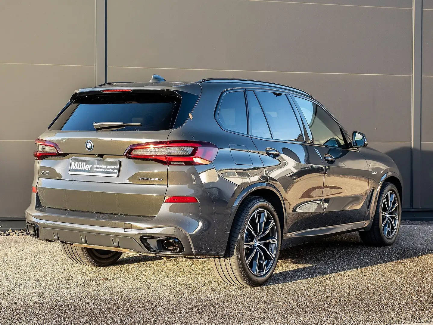 BMW X5 xDrive45e M Sportpaket AHK ACC 360° HiFi 1VB DAB Grau - 2