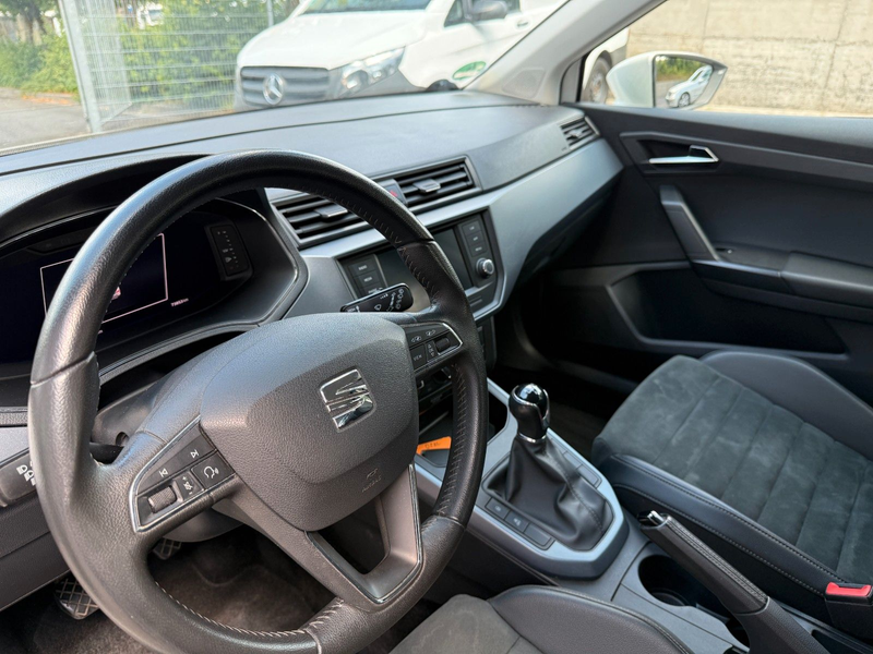 SEAT Arona Style | 2. Hand | LED | Digitaltacho — photo 13