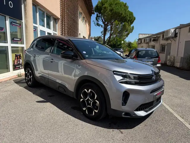 Citroen C5 Aircross view 3