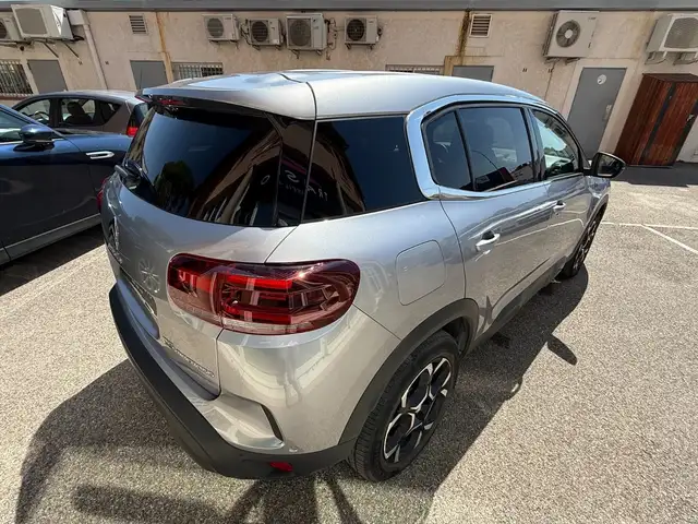 Citroen C5 Aircross view 5