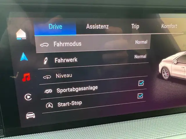 Porsche Cayenne view 15