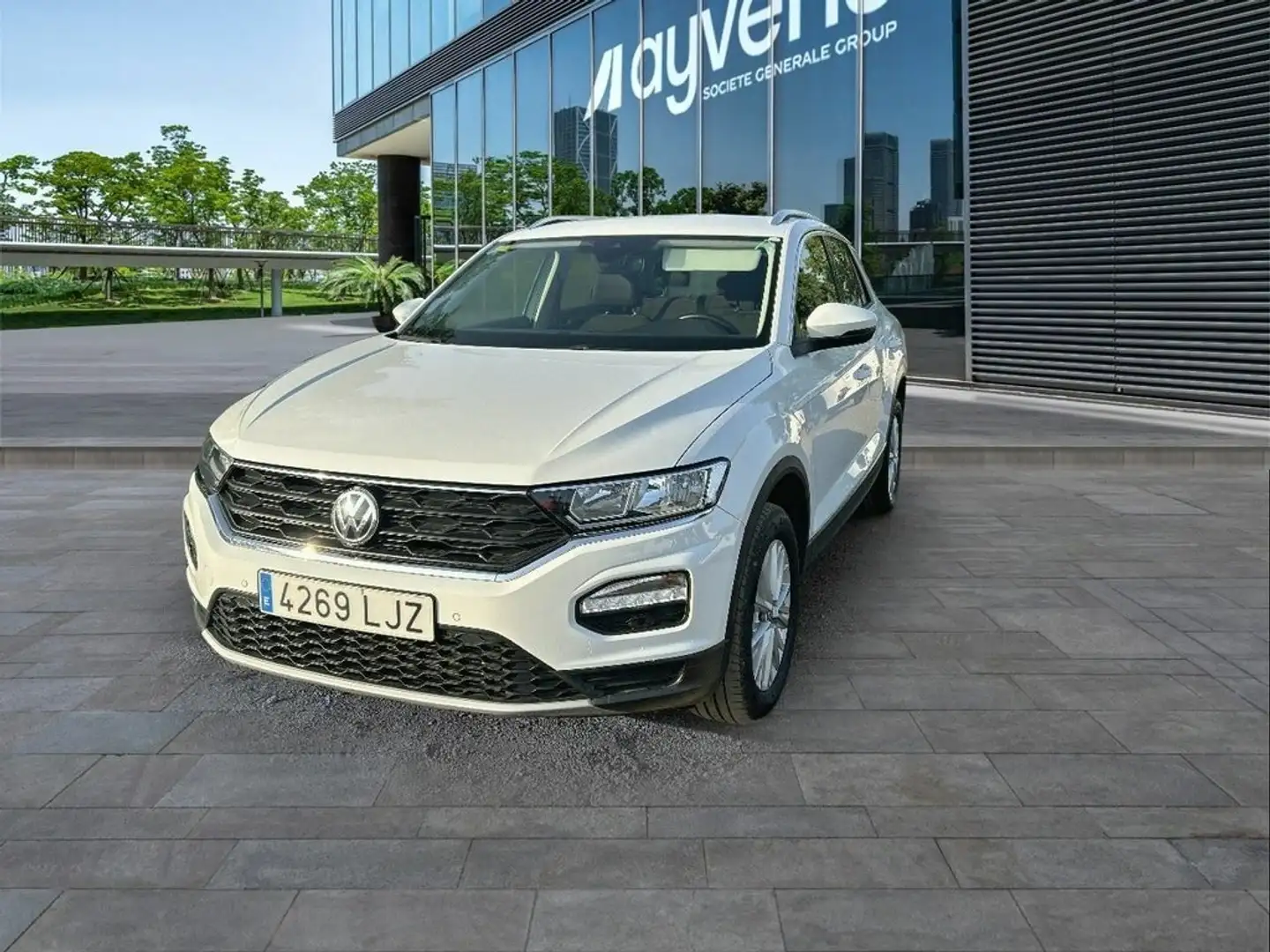 Volkswagen T-Roc 1.6 TDI 85kW (115CV) Connect Weiß - 1
