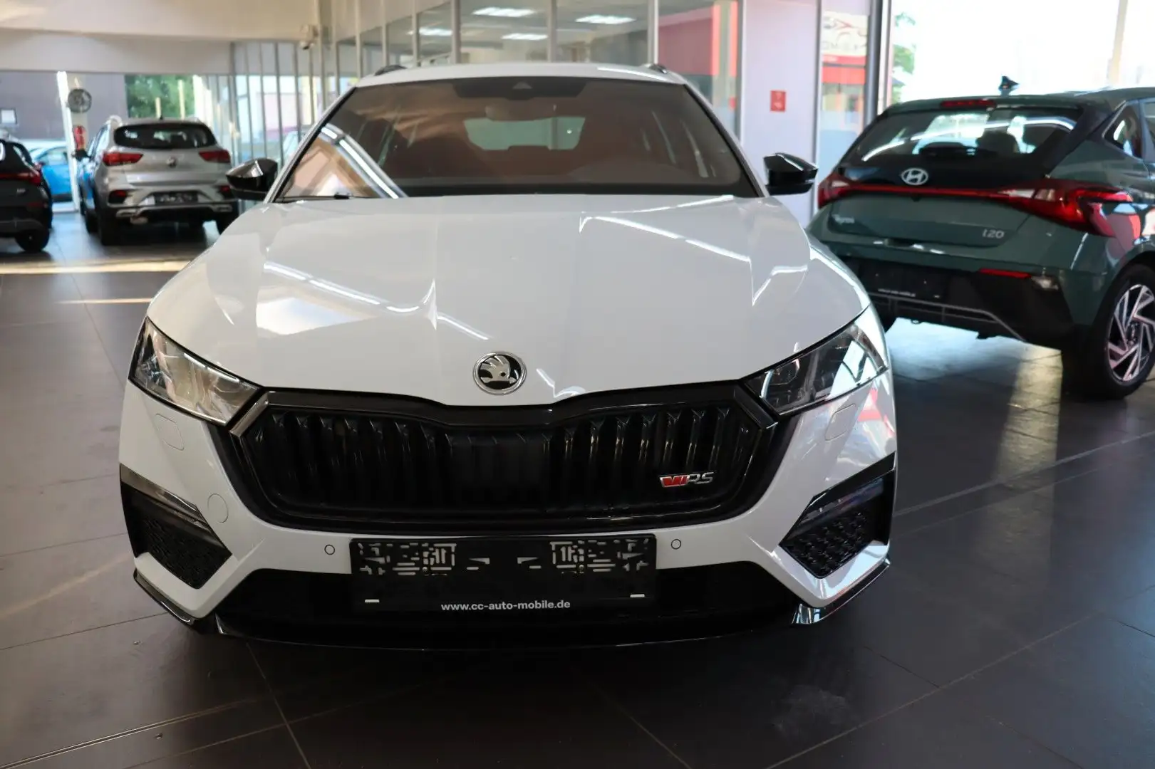 Skoda Octavia RS Kombi 2.0 TSI DSG/NAV/CANT./ACC/R.CAM Weiß - 2