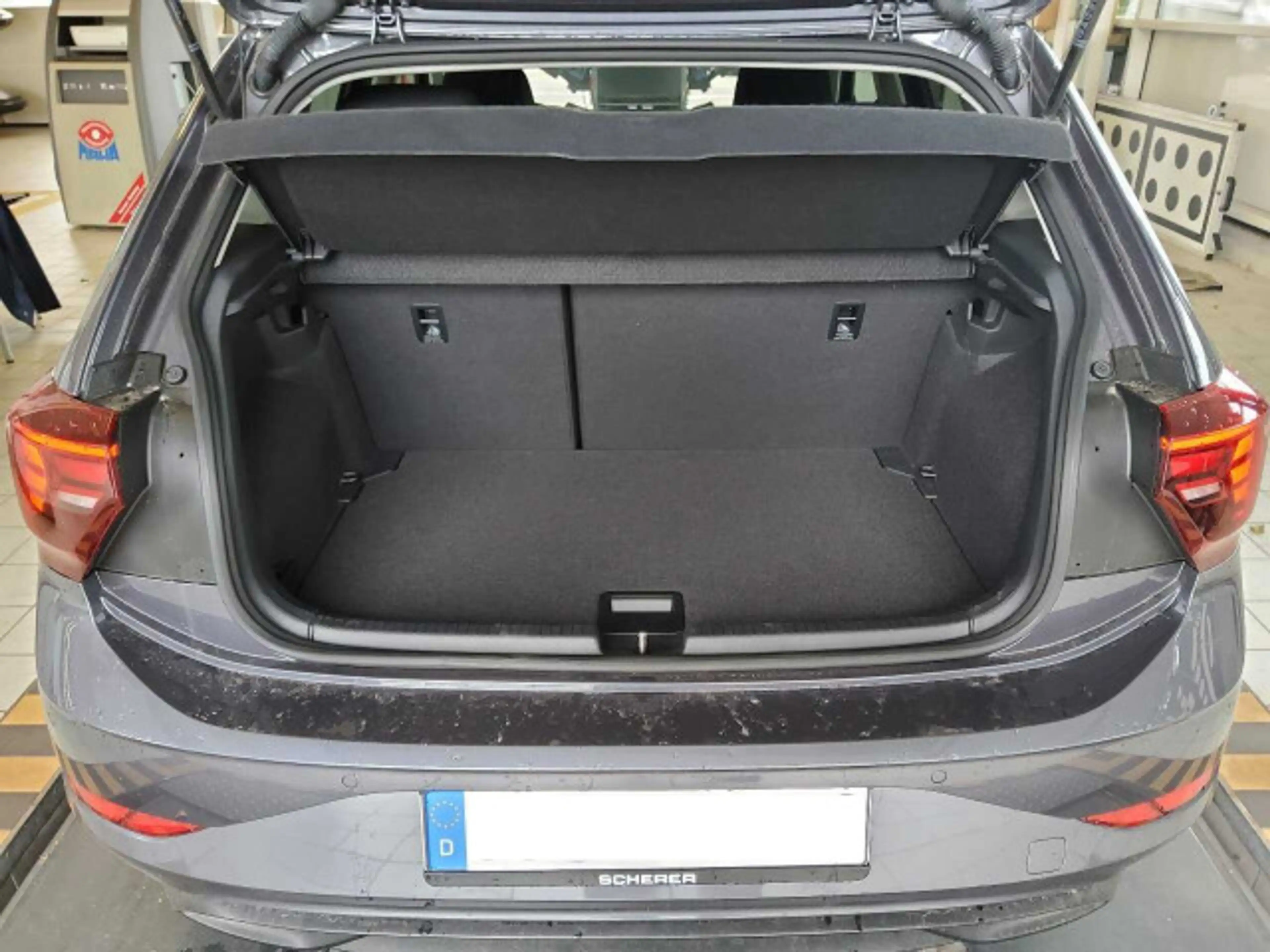 Volkswagen Polo 1.0 TSI Active NAVI SHZ ACC APP LED — photo 8
