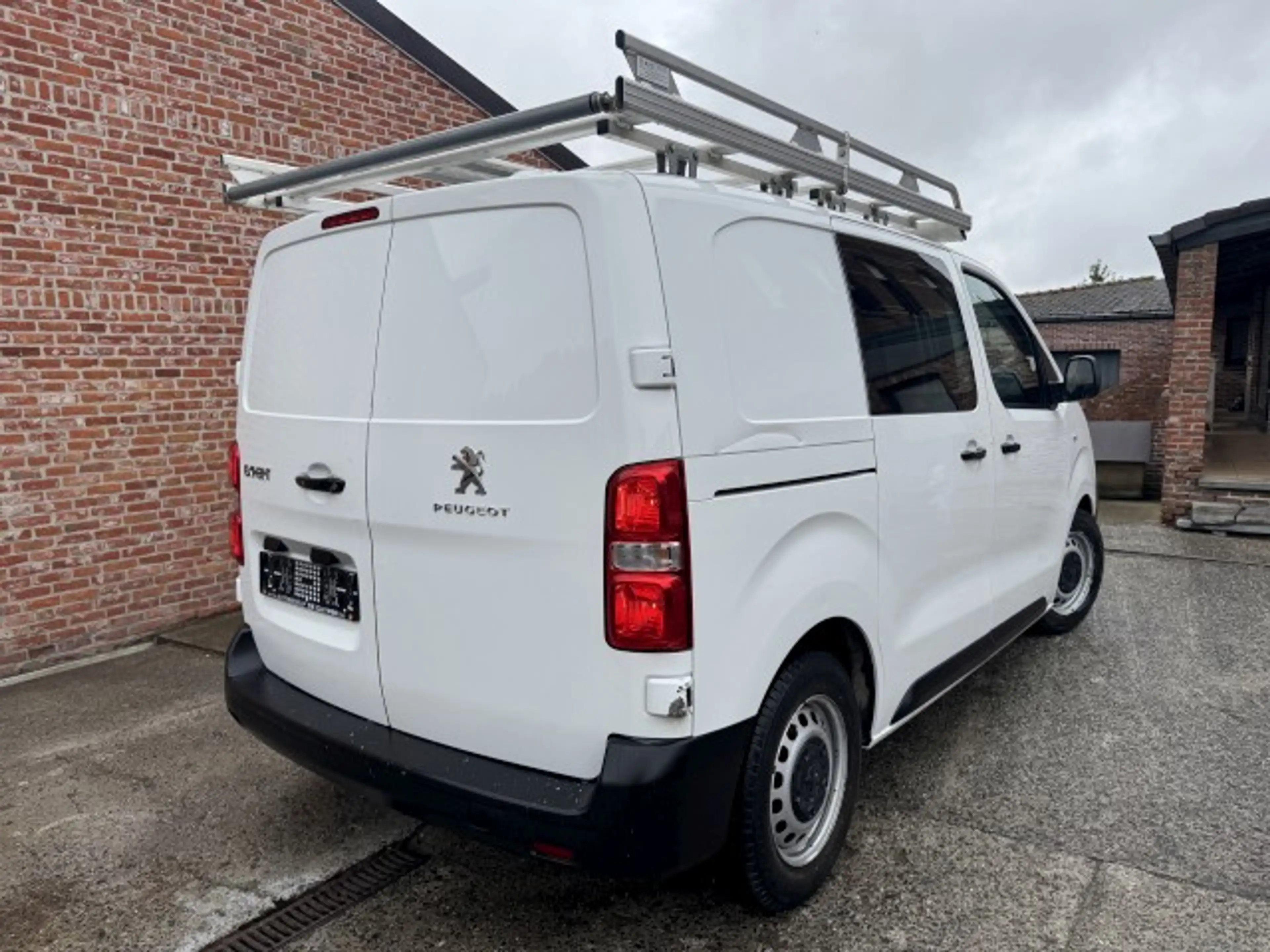 Peugeot Expert Peugeot Expert "lichte vracht"Cruise/airco/ohboek/euro6/2017 — photo 5