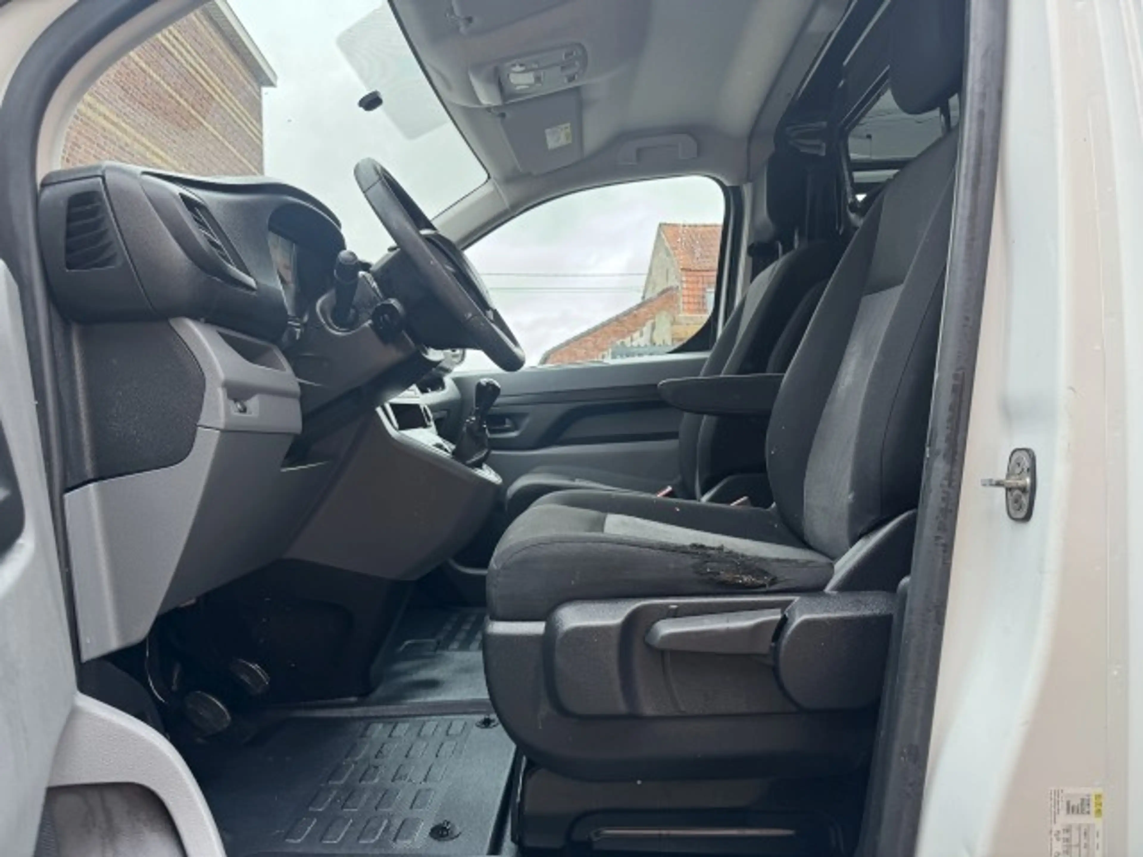 Peugeot Expert Peugeot Expert "lichte vracht"Cruise/airco/ohboek/euro6/2017 — photo 2