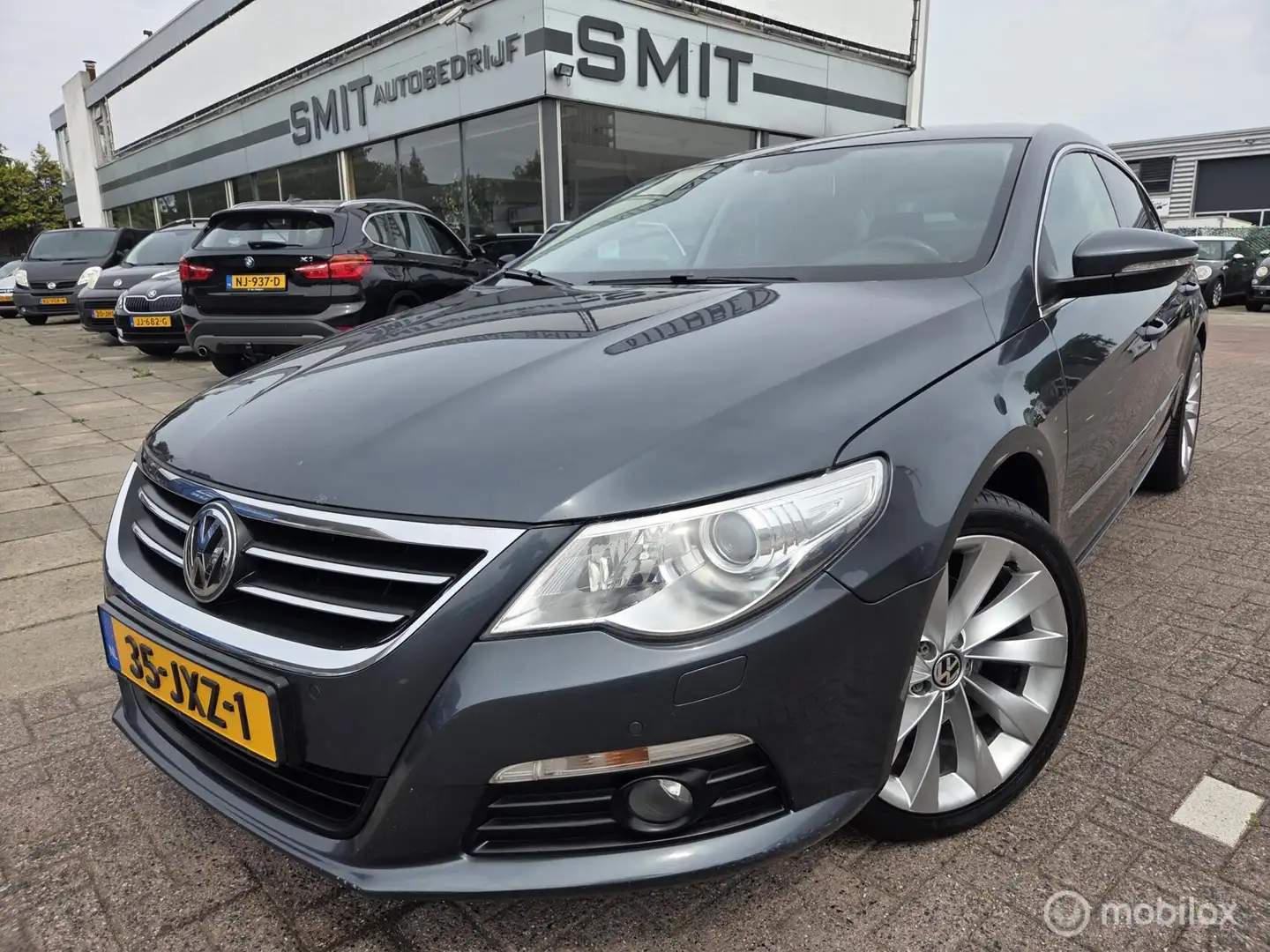 Volkswagen Passat CC 1.8 TSI Aut/Nav/Trekhaak/Xenon/NLAuto Gris - 1
