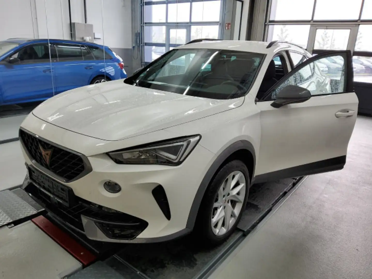 CUPRA Formentor 1.5 TSI LED*ACC*LANE*PDC*18" Blanc - 2