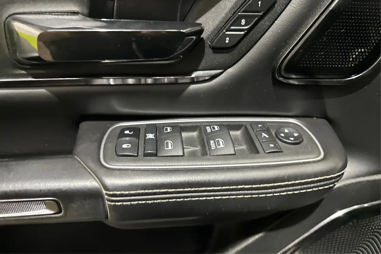 RAM 1500 photo RAM 1500