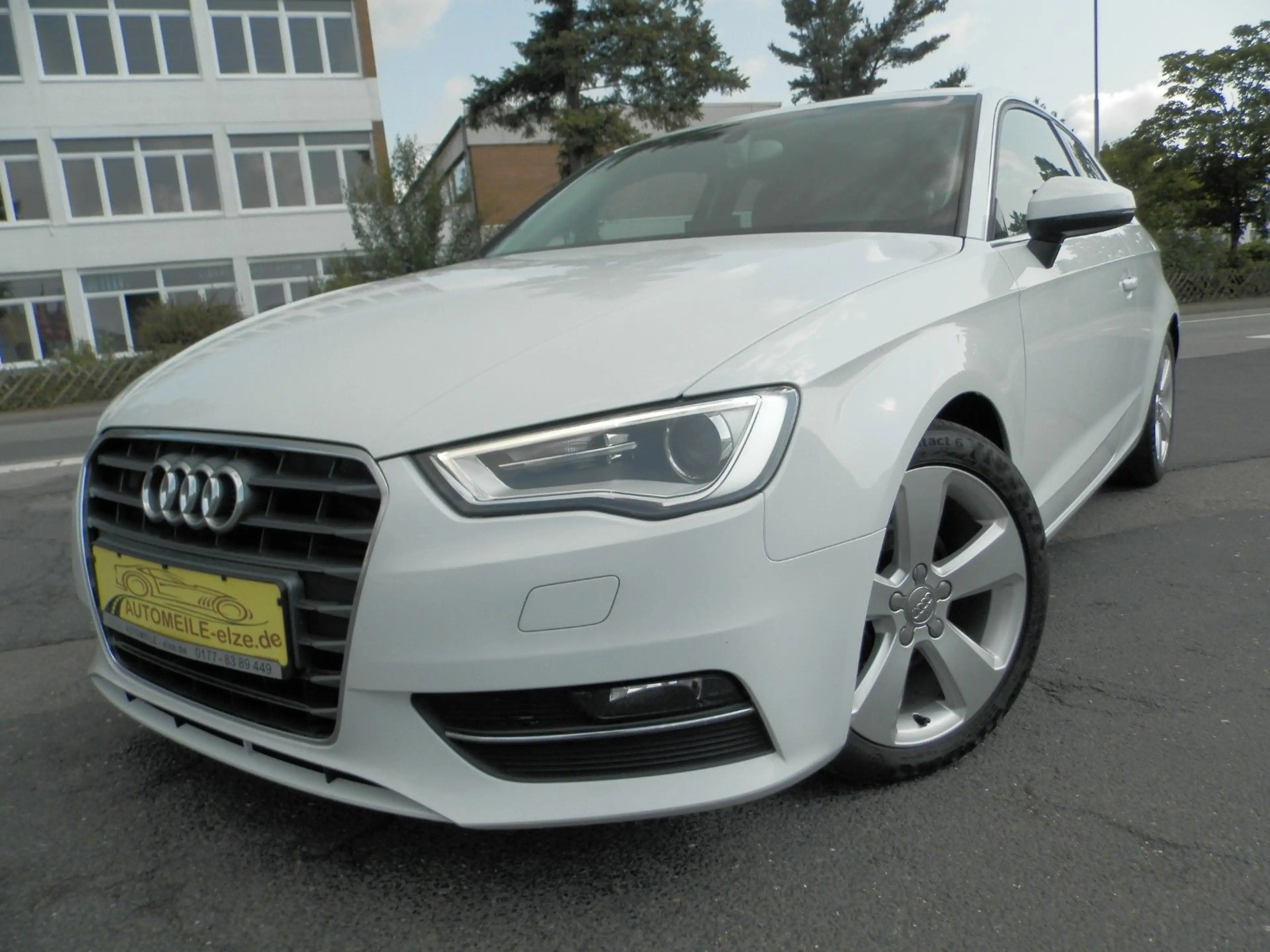 Audi A3 S Line Sportpaket"MMI"Kamera"Xenon"SitzHz. — photo 2