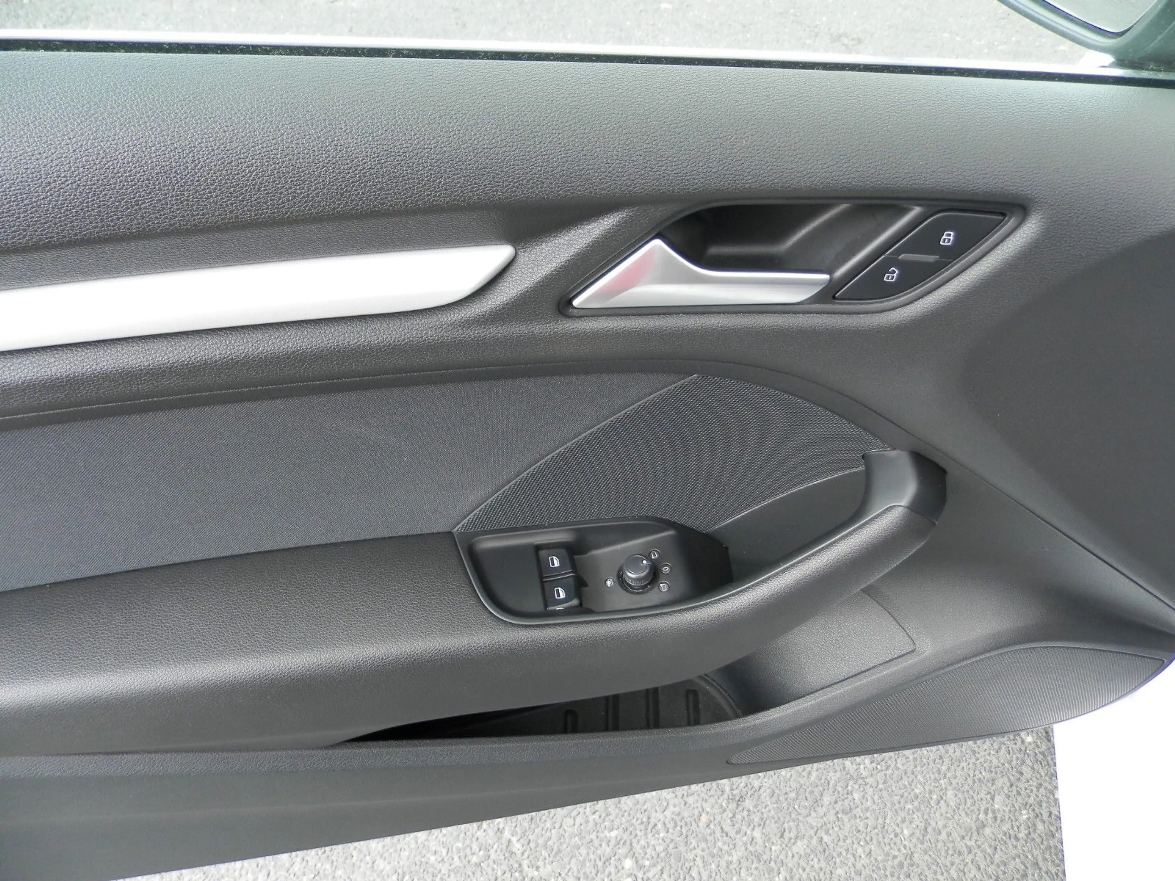 Audi A3 S Line Sportpaket"MMI"Kamera"Xenon"SitzHz. — photo 6