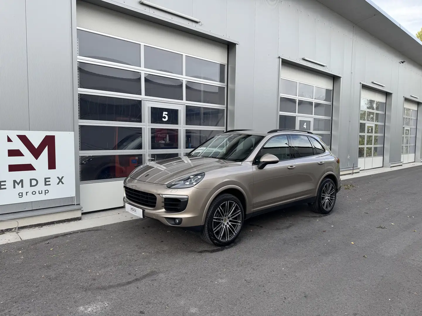 Porsche Cayenne Diesel Bronze - 1