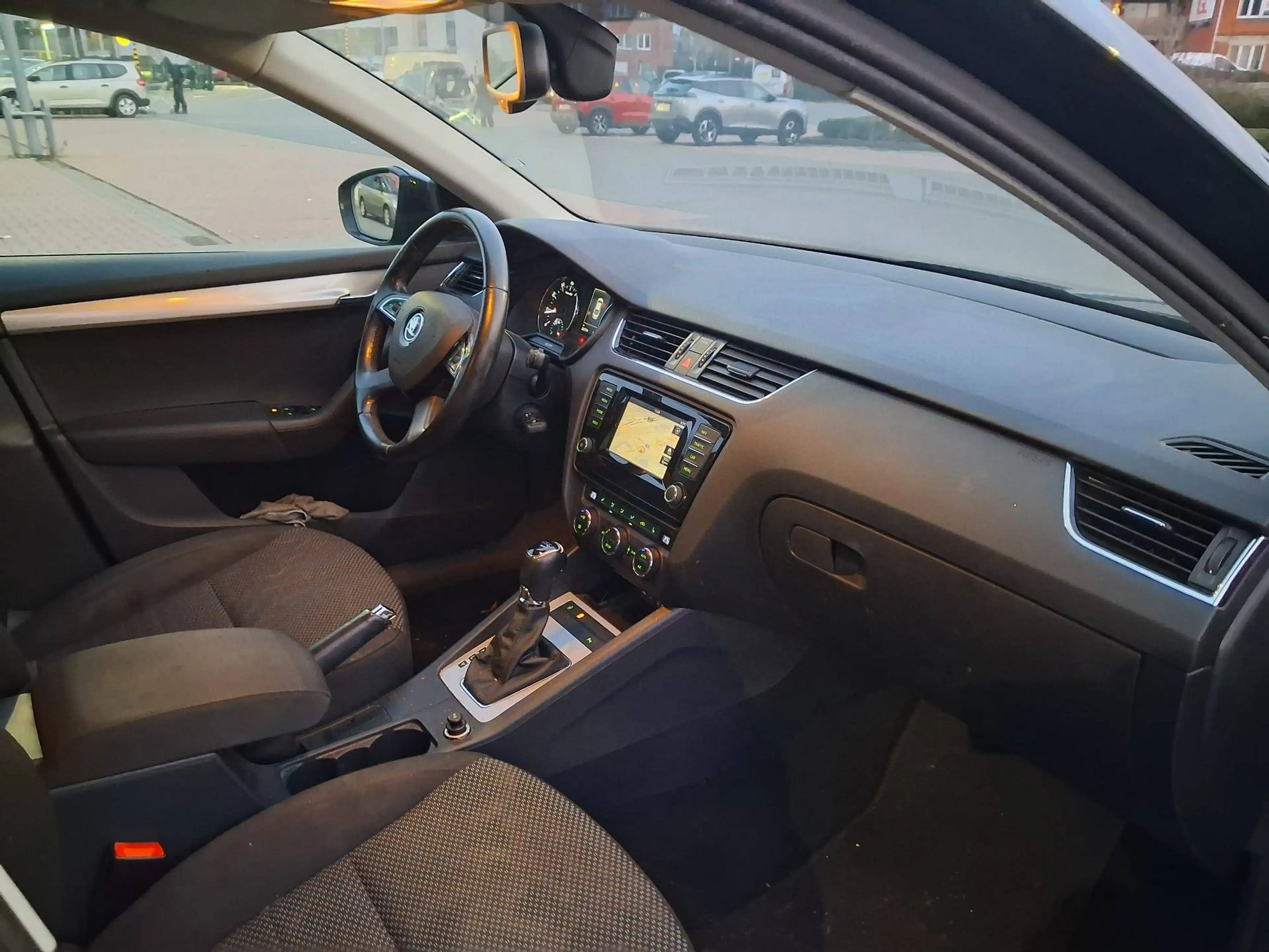 Skoda Octavia Octavia 1.2 TSI boîte automatique DSG — photo 12