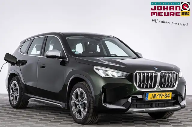 BMW iX1 xDrive30 Launch Edition 67 kWh *SOH 98%* LEDER | C