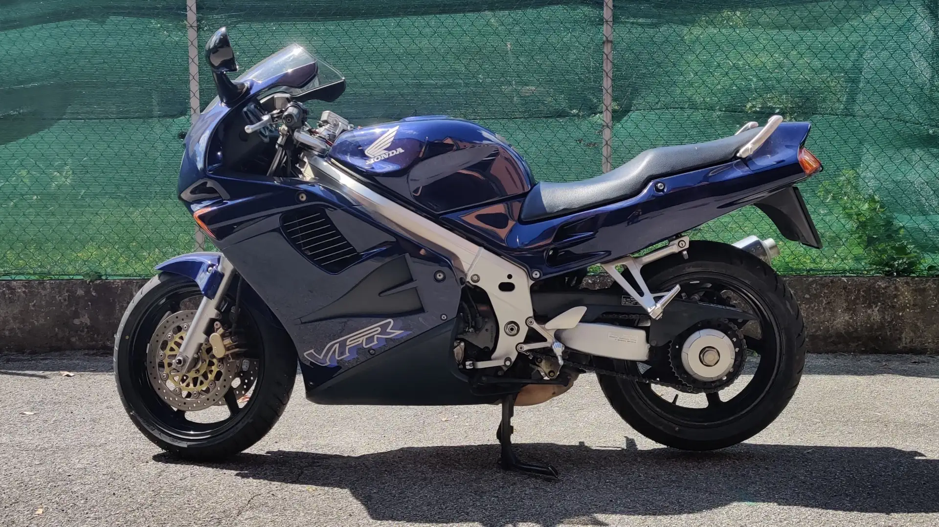 Honda VFR 750 Blauw - 2