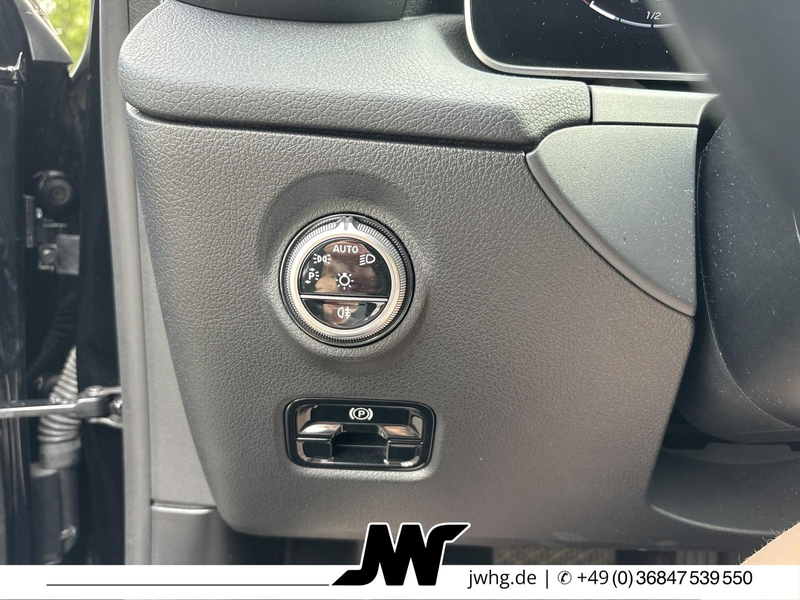 Mercedes-Benz C 220 Avantgarde LED Nav+ Kamera Widescreen DAB — photo 13