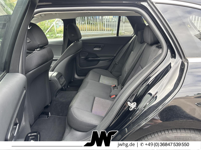 Mercedes-Benz C 220 Avantgarde LED Nav+ Kamera Widescreen DAB — photo 12