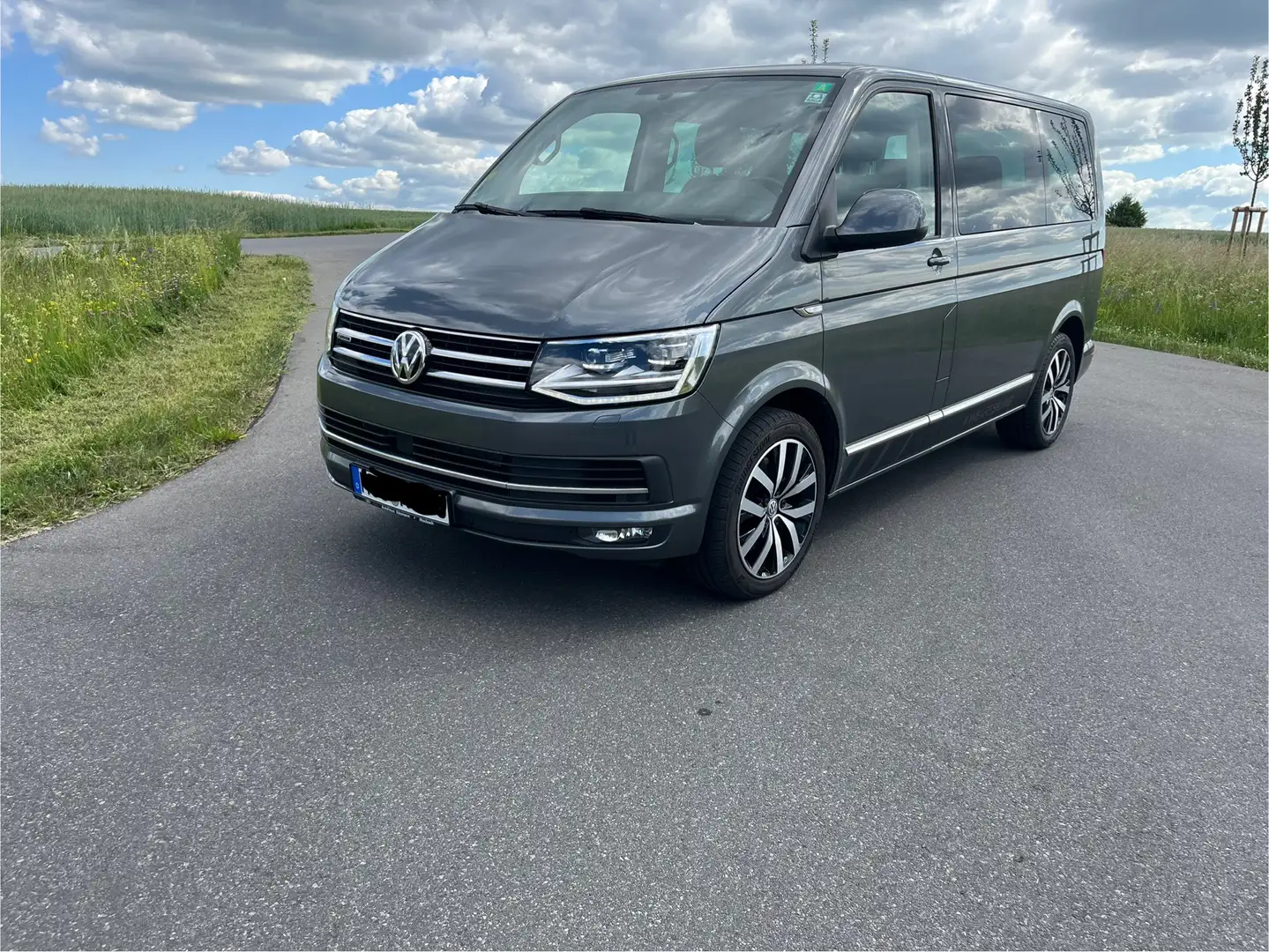 Volkswagen T6 Multivan Comfortline 4Motion Gris - 1