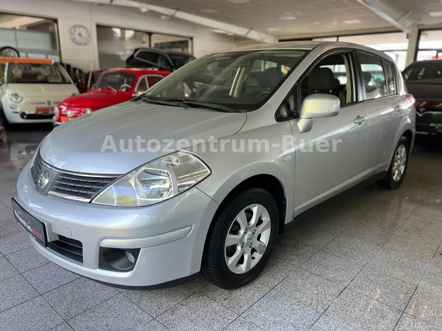 Nissan Tiida Acenta aus 1.Hand Argent - 1