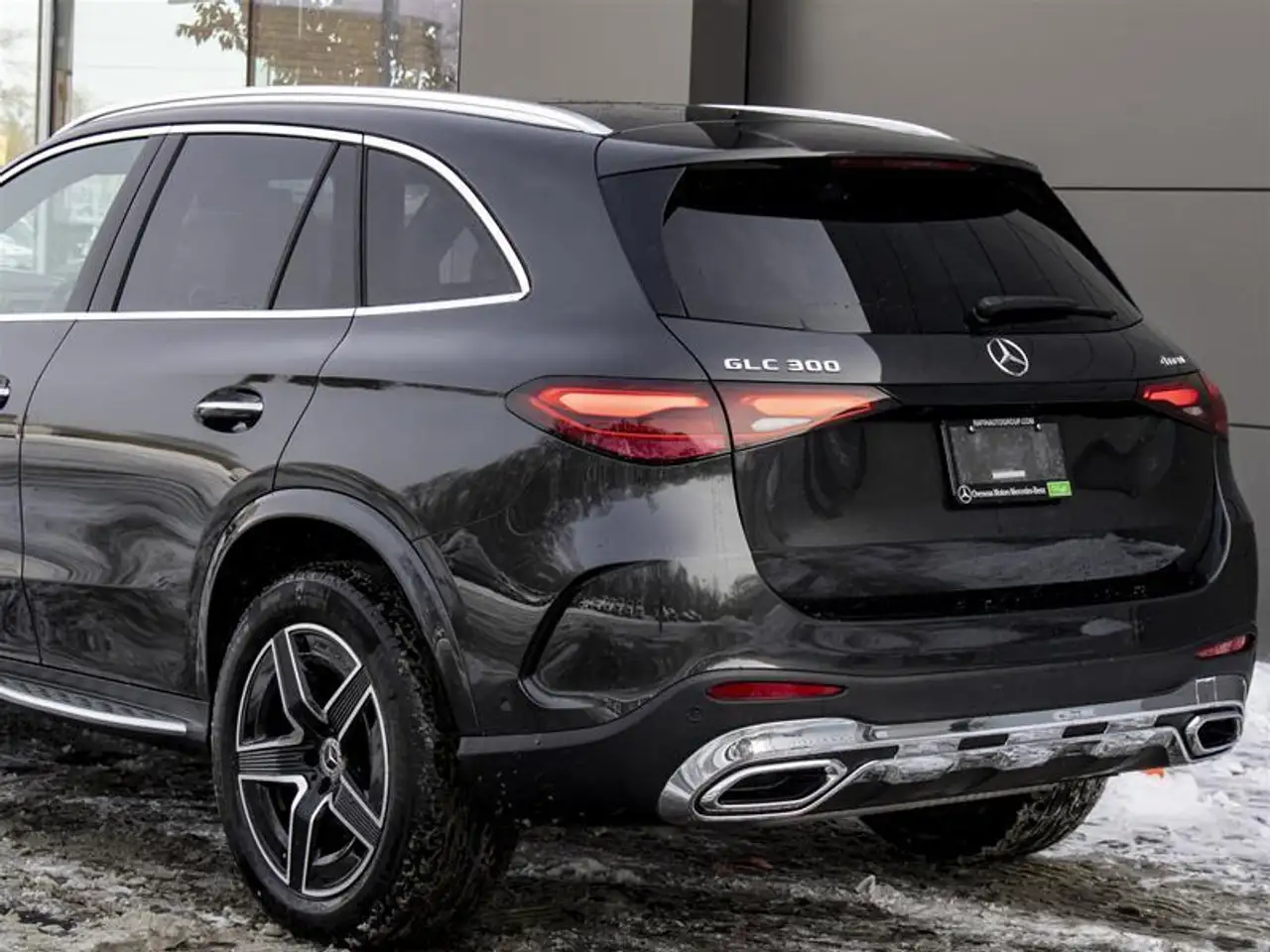 Mercedes-Benz GLC снимка Mercedes-Benz GLC