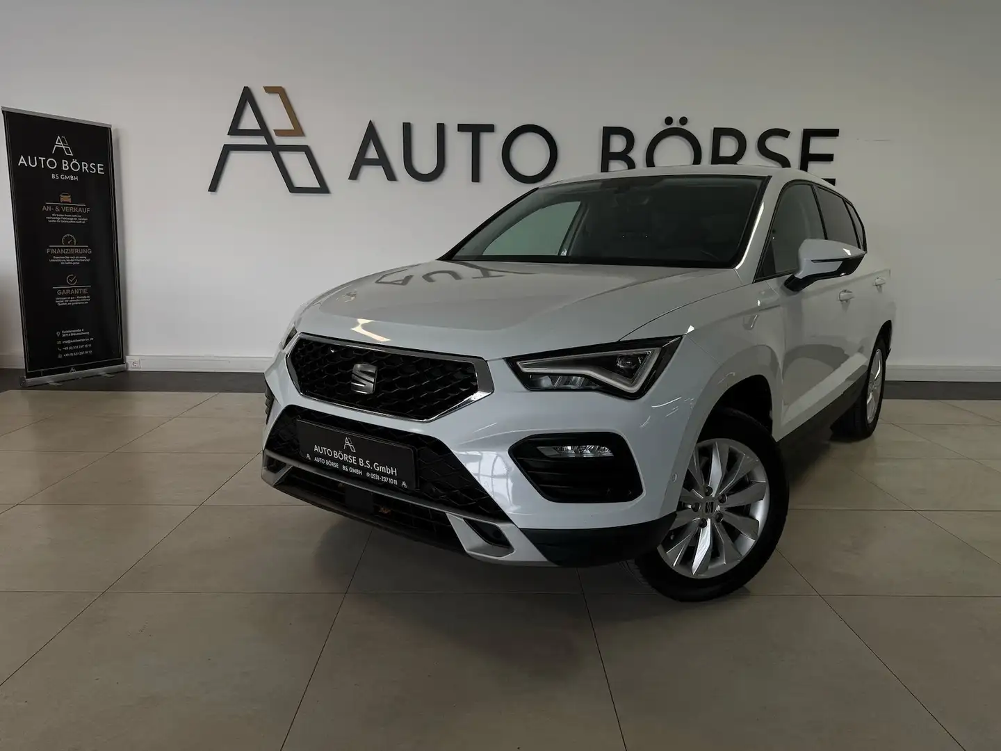 SEAT Ateca 2.0 TDI DSG STYLE NAV*PARKLENK*MFL*SHZ*LED Blanco - 1