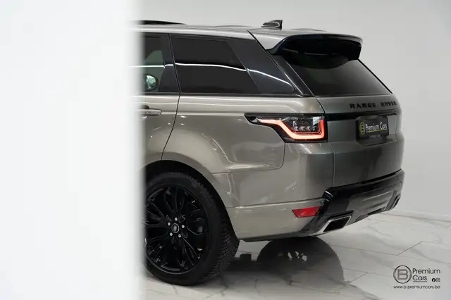 Land Rover Range Rover Sport view 11