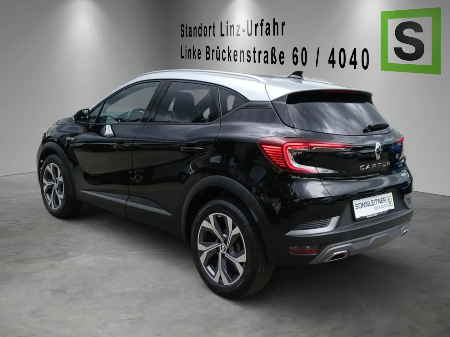 Renault Captur CAPTUR R.S. Line Mild Hybrid 140 EDC Schwarz - 2
