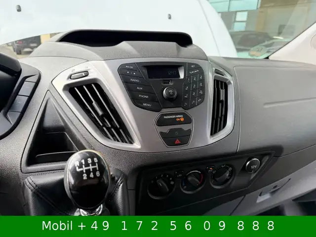 Ford Transit Custom view 14