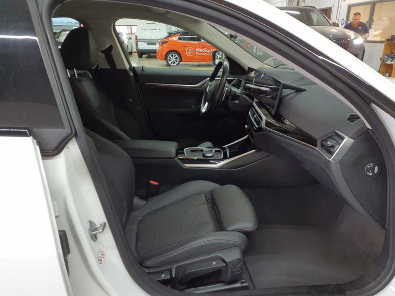 BMW 420 420d xDrive Gran Coupe AHK KAM NAVI LED — photo 8