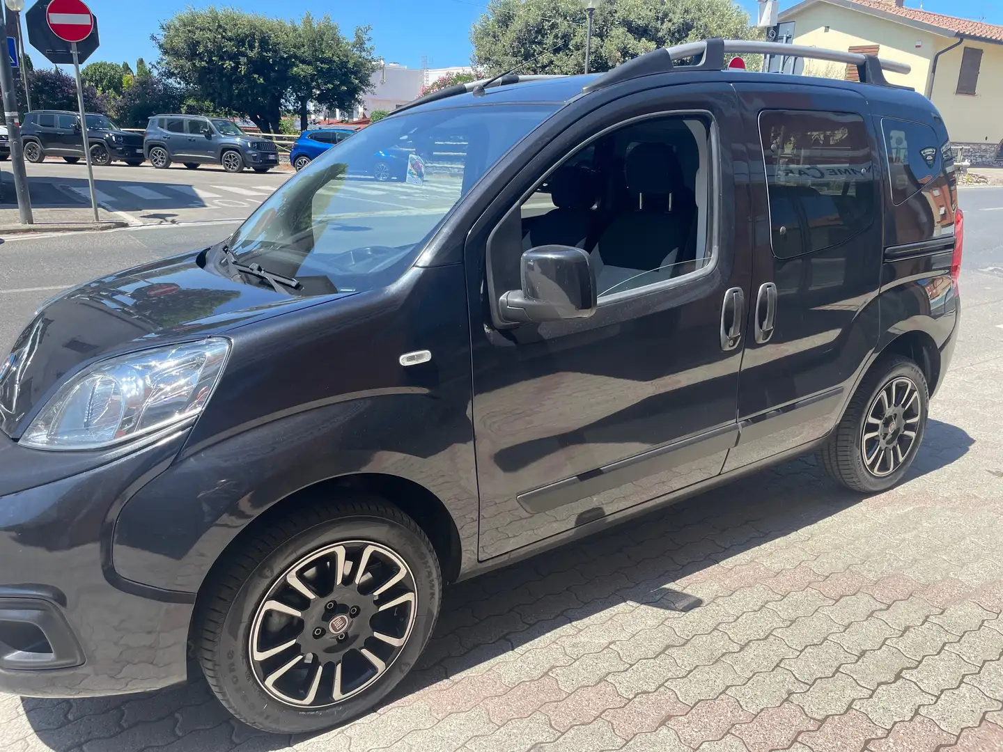 Fiat Qubo Qubo 2017 1.3 mjt 16v Lounge 95cv Nero - 2