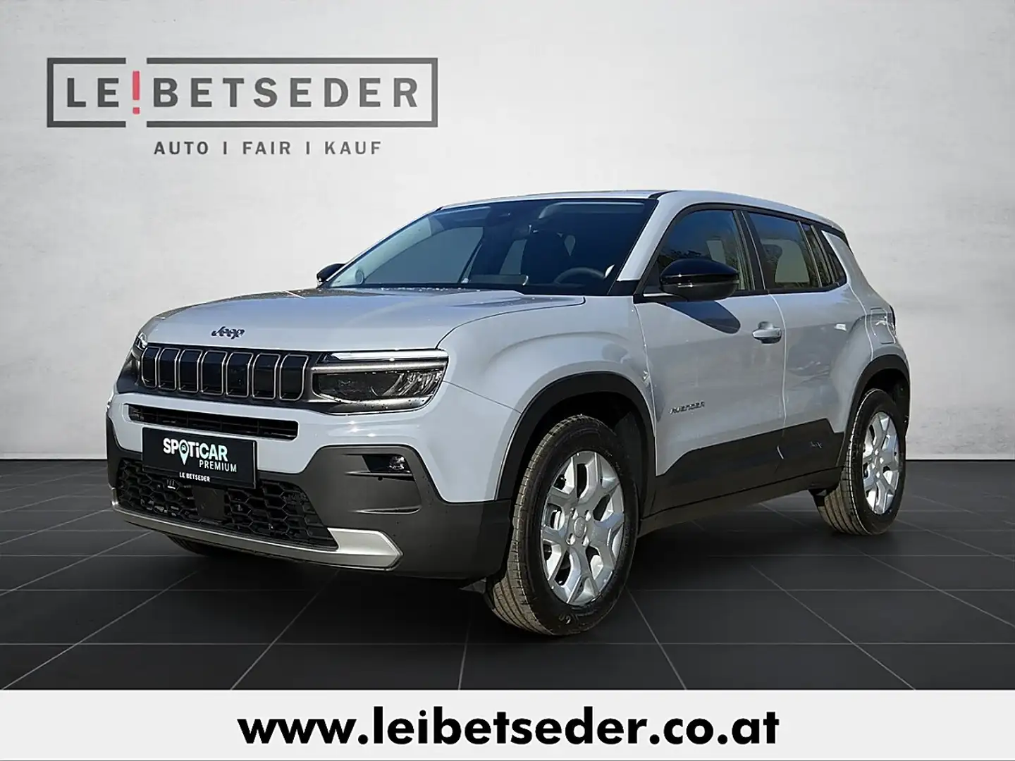 Jeep Avenger 1.2 GSE T3 Altitude inkl. Winterpaket Grau - 1