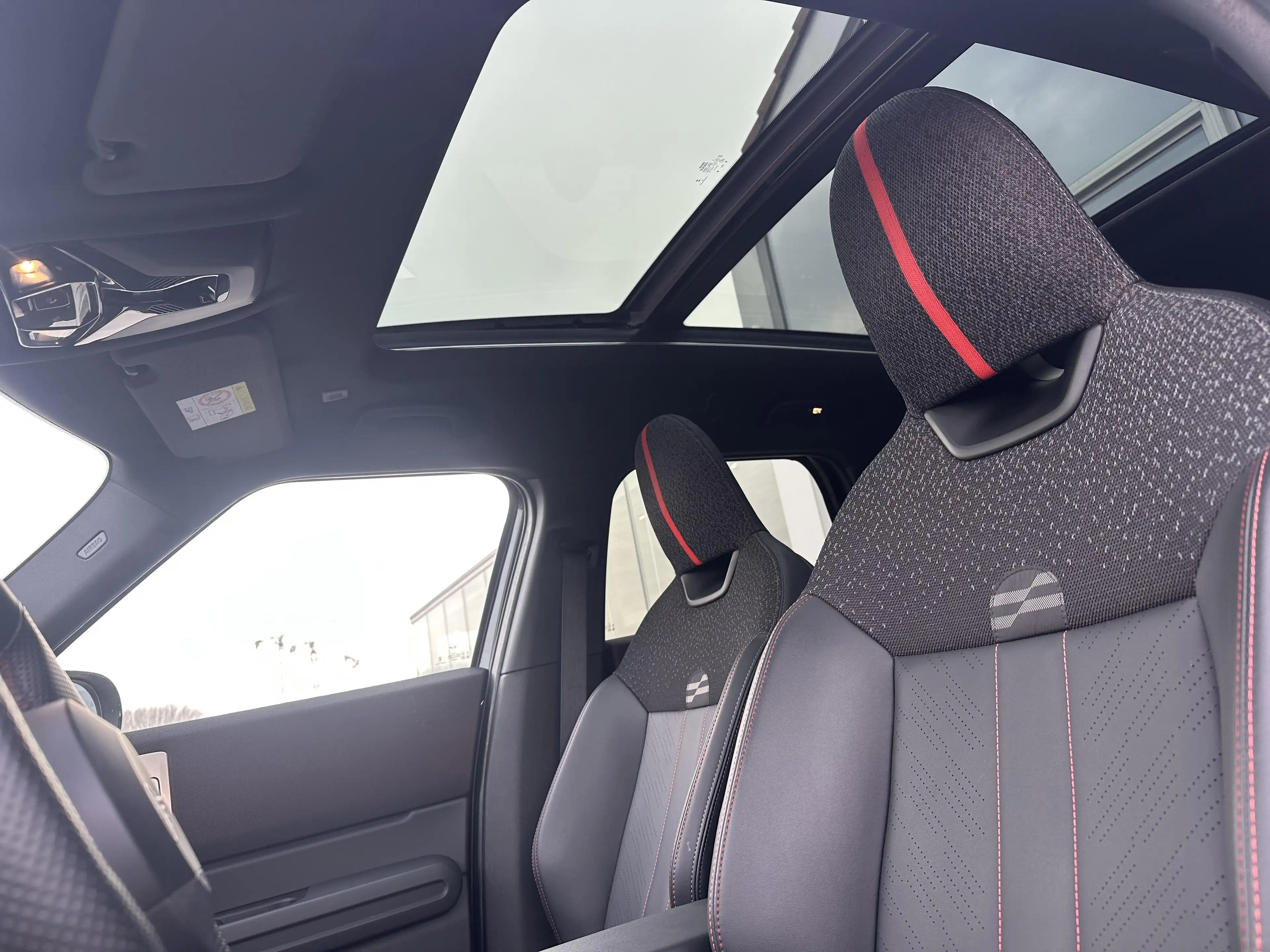 MINI Countryman C 1.5i AUT. JCW | PANO | HEADUP | HARMANKARDON — photo 20