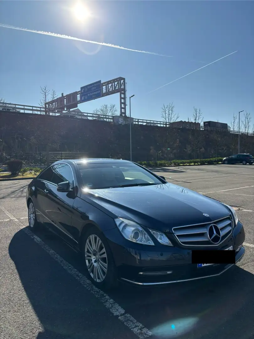 Mercedes-Benz E 250 CDI DPF Coupe BlueEFFICIENCY 7G-TRONIC Elegance Blau - 2