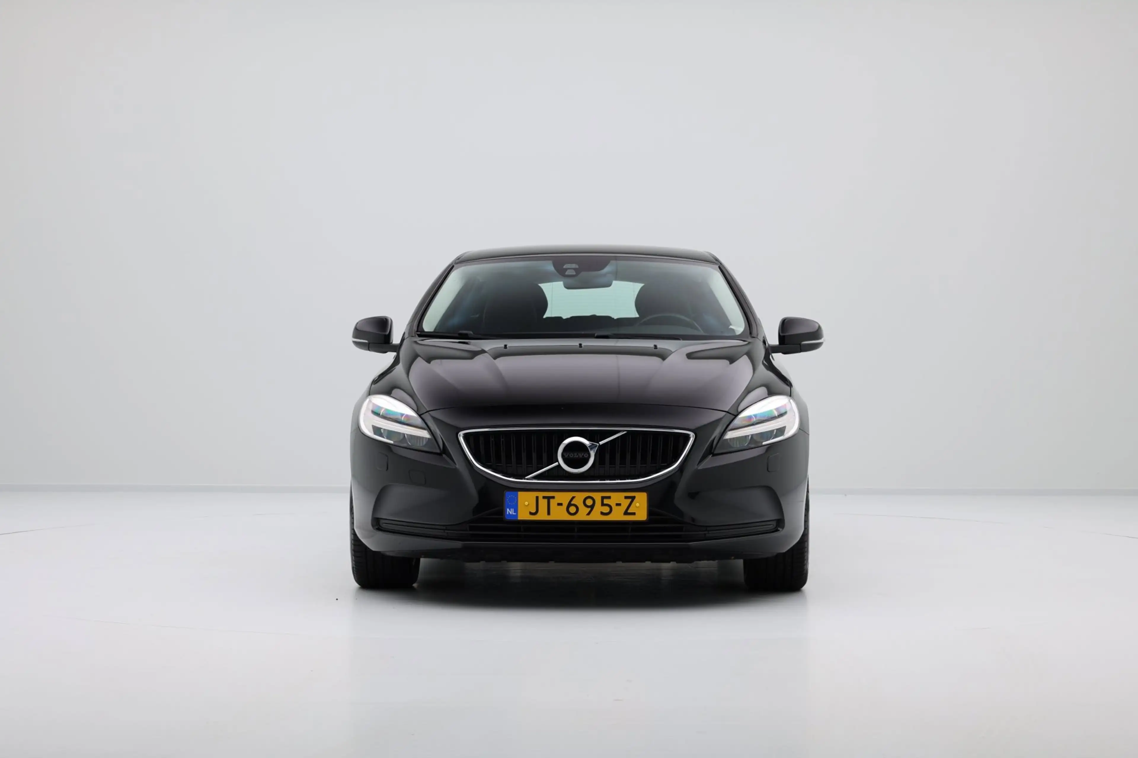 Volvo V40 2.0 T3 Nordic+ Navi|Clima|Stoelverw|PDC|LMV — photo 7