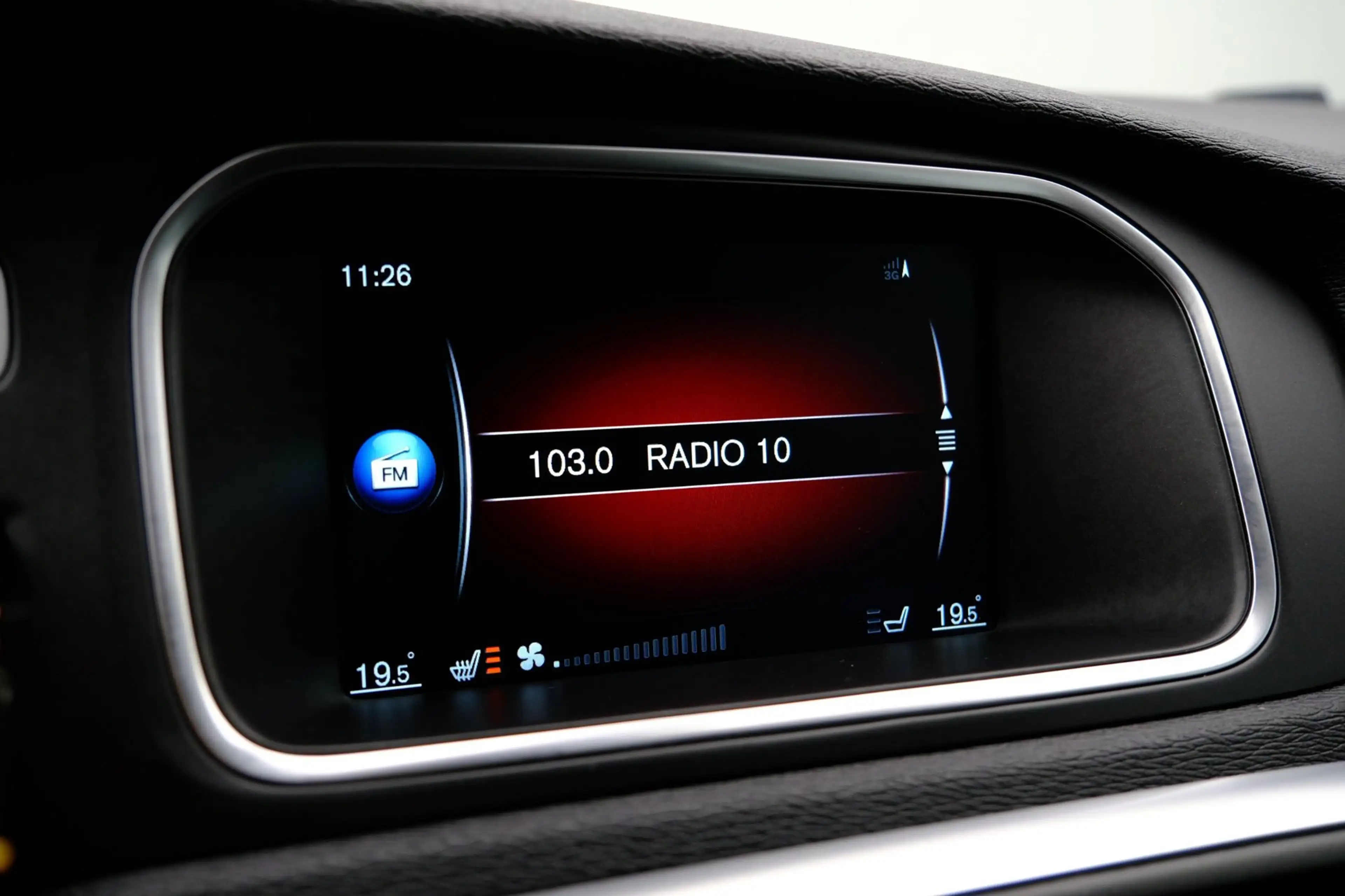 Volvo V40 2.0 T3 Nordic+ Navi|Clima|Stoelverw|PDC|LMV — photo 14