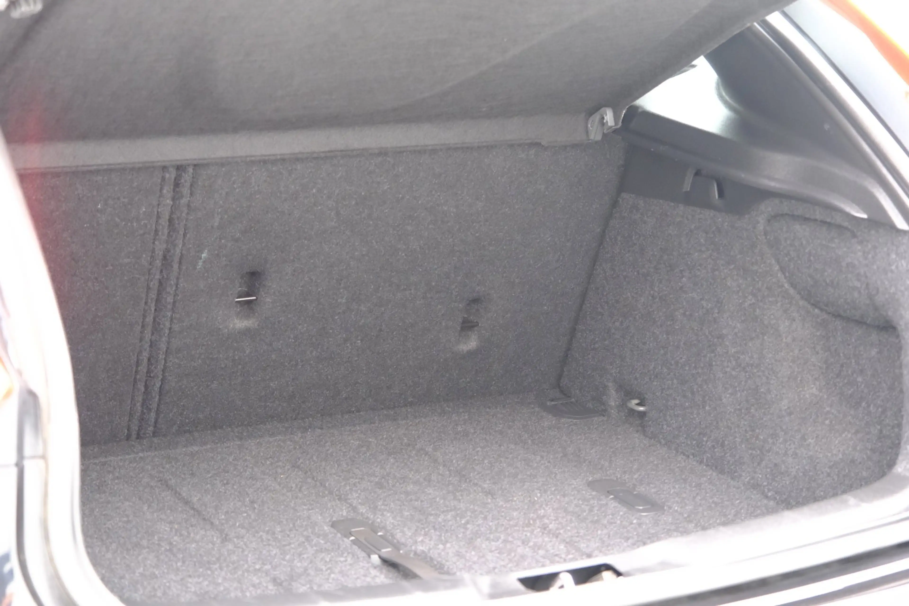 Volvo V40 2.0 T3 Nordic+ Navi|Clima|Stoelverw|PDC|LMV — photo 11