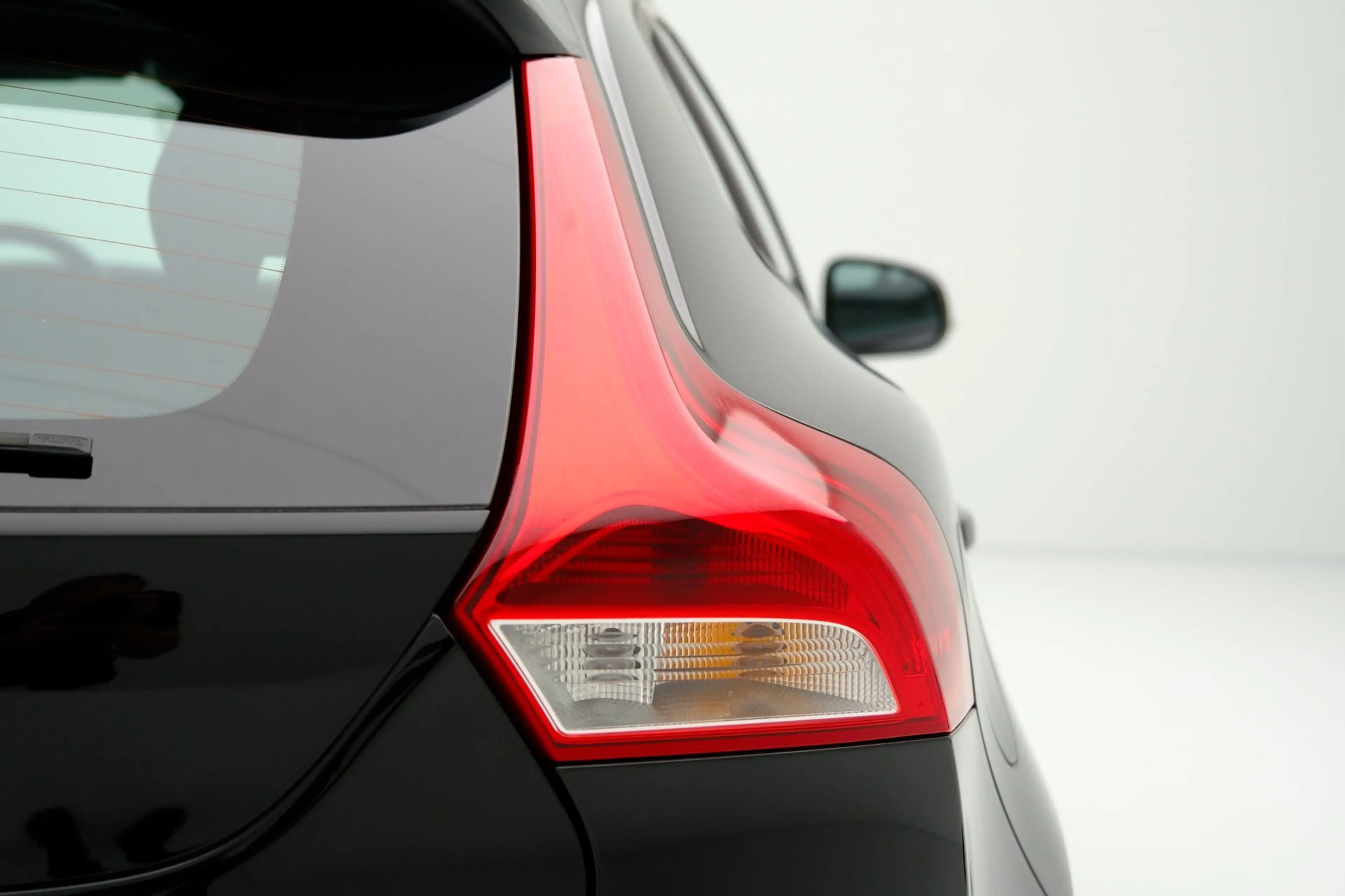 Volvo V40 2.0 T3 Nordic+ Navi|Clima|Stoelverw|PDC|LMV — photo 22