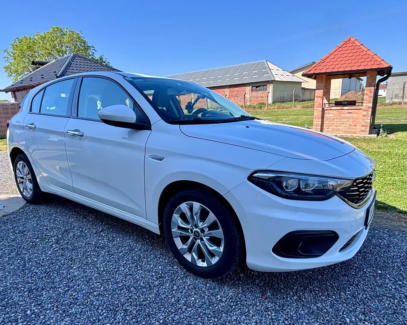 Fiat Tipo Tipo 1,6 MultiJet II 120 Lounge Lounge Weiß - 2