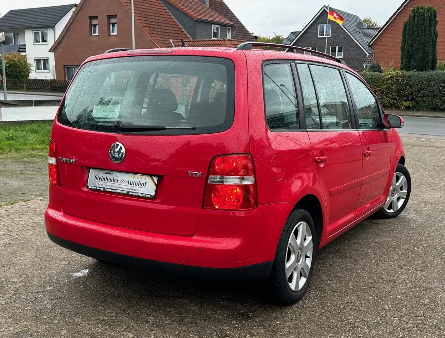 Volkswagen Touran Goal Červená - 2