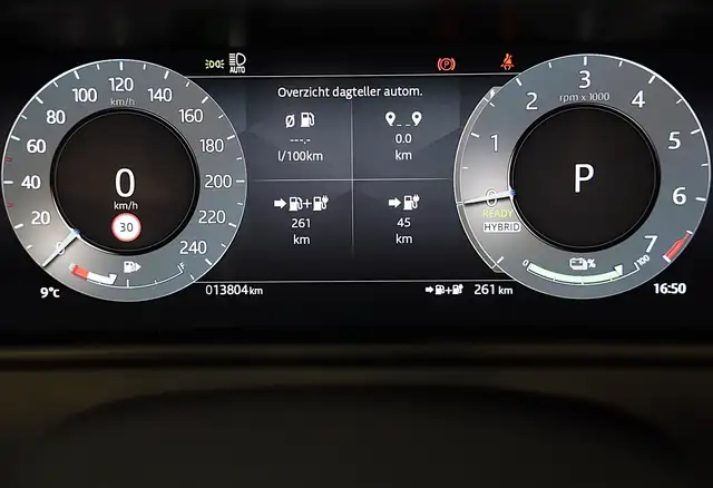 Land Rover Range Rover Velar view 28